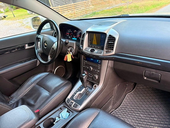 Chevrolet Captiva 22 of 26