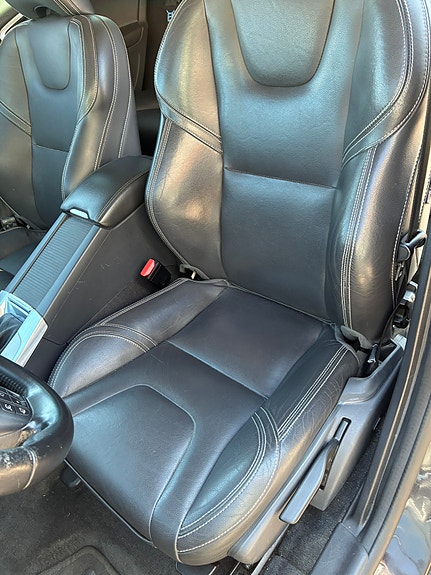 Volvo V60 3 of 6