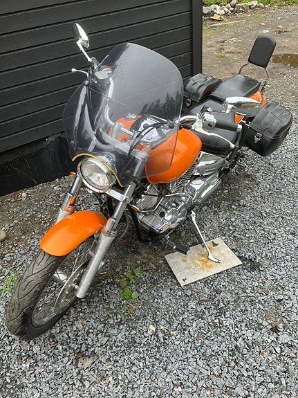 Yamaha XVS1100A 4 of 5