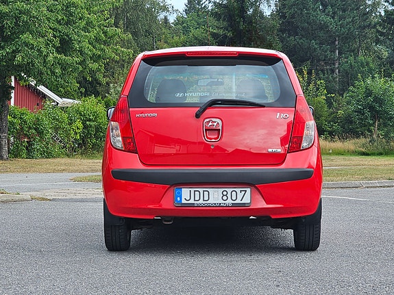 Hyundai i10 5 of 10