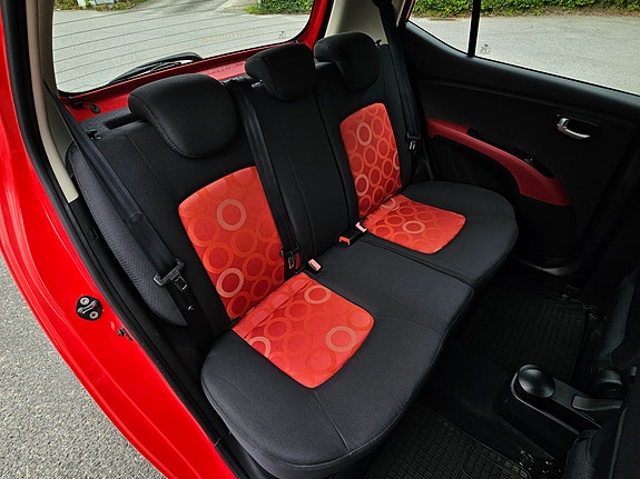 Hyundai i10 9 of 10