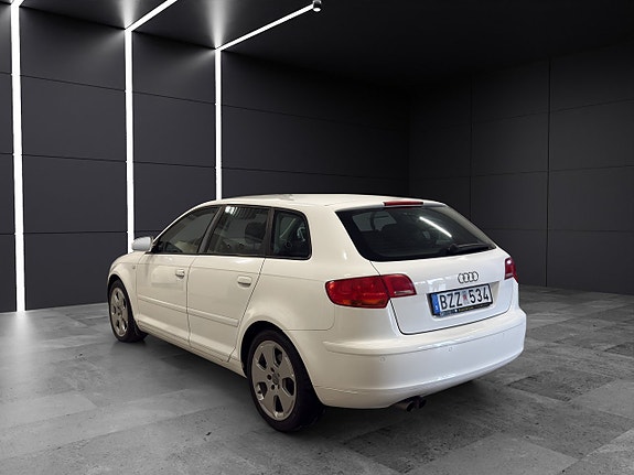 Audi A3 4 of 28