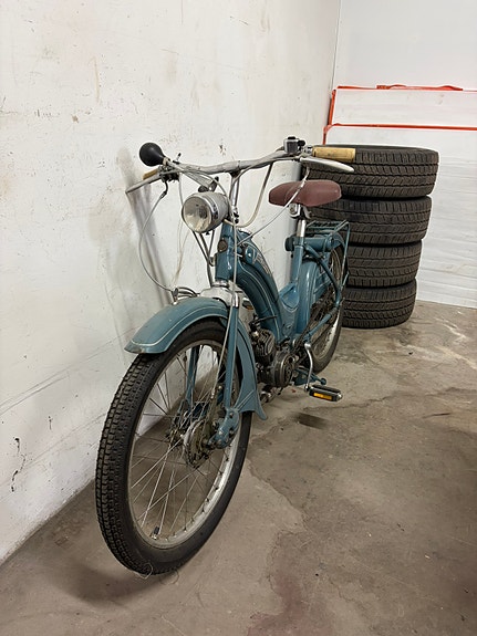Sachs Victoria vicky 2 of 3