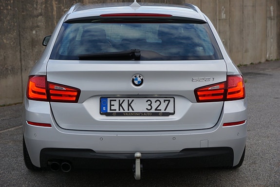BMW 523i 12 of 22