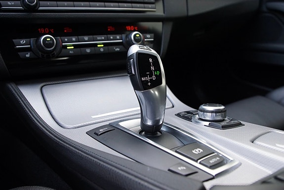 BMW 523i 19 of 22