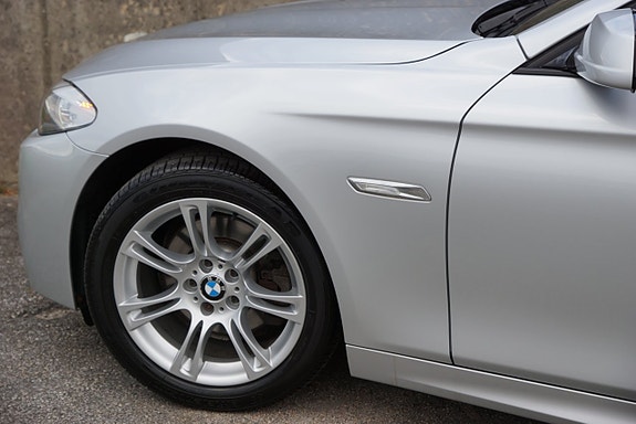 BMW 523i 8 of 22