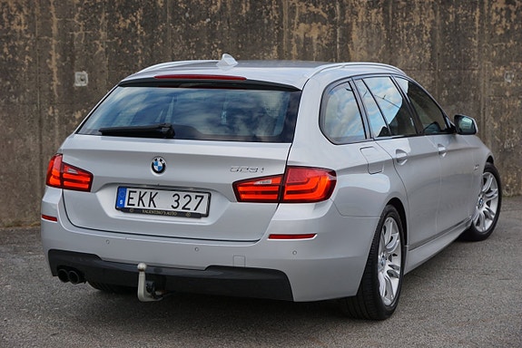 BMW 523i 10 of 22