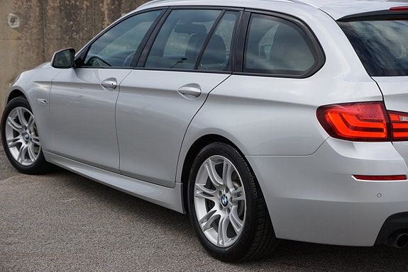 BMW 523i 6 of 22