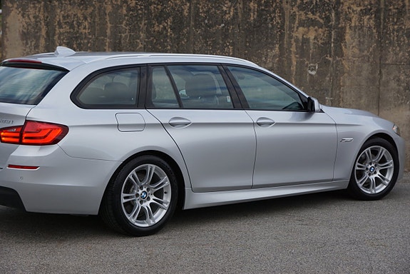 BMW 523i 11 of 22