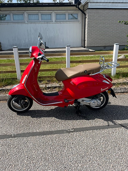 Vespa PRIMAVERA 50 4T 3 of 7