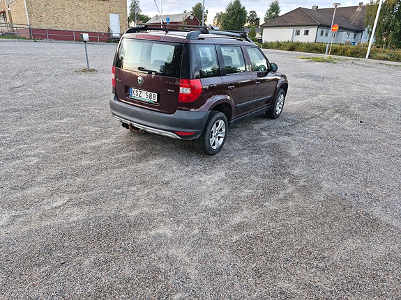 Skoda Yeti 3 of 10