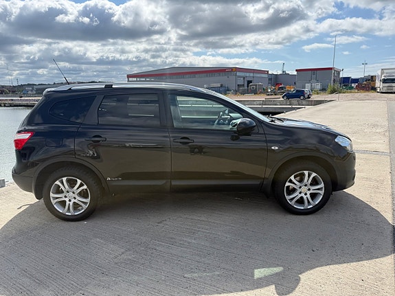 Nissan Qashqai+2 8 of 22