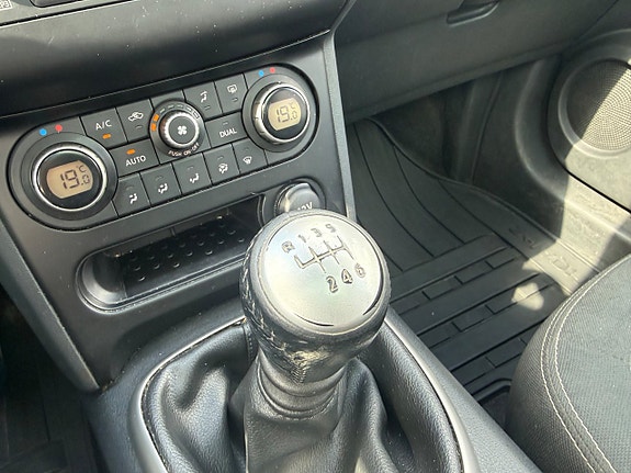 Nissan Qashqai+2 17 of 22
