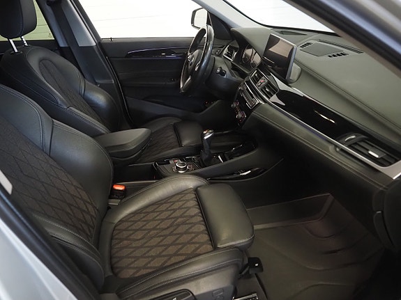BMW X1 9 of 26