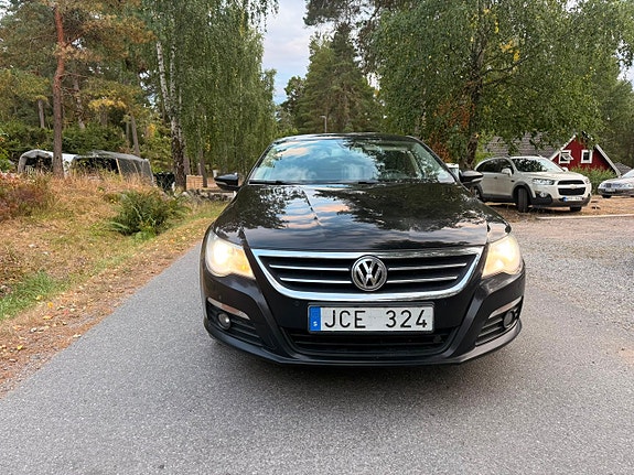 Volkswagen Passat CC 9 of 28