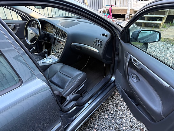 Volvo S60 11 of 13