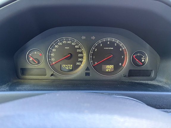 Volvo S60 7 of 13