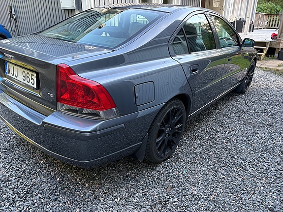 Volvo S60 5 of 13