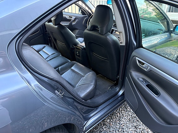 Volvo S60 12 of 13