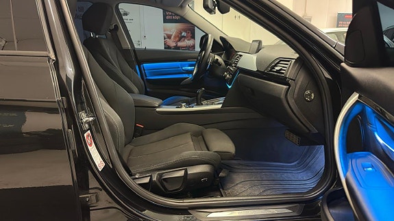 BMW 320d 13 of 30