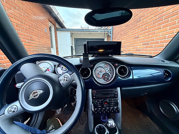 MINI Cooper S 13 of 13