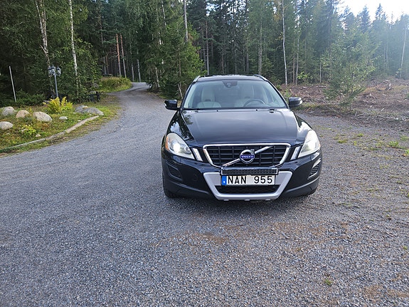 Volvo XC60 3 of 30