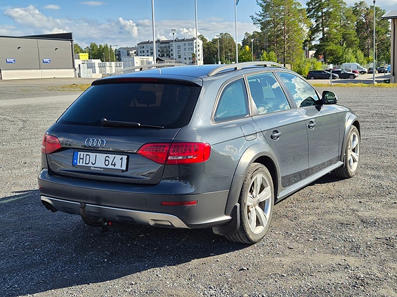 Audi A4 allroad 4 of 15