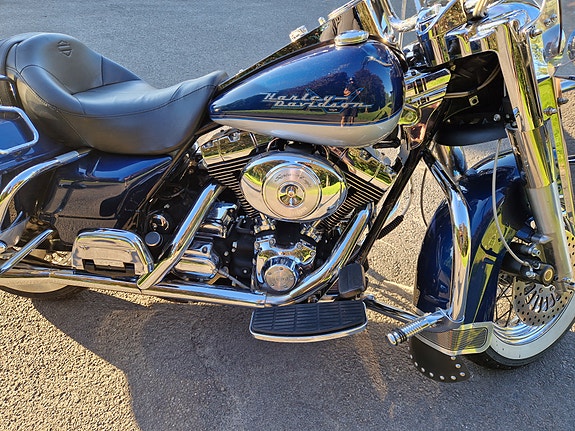 Harley-Davidson Road King 4 of 5
