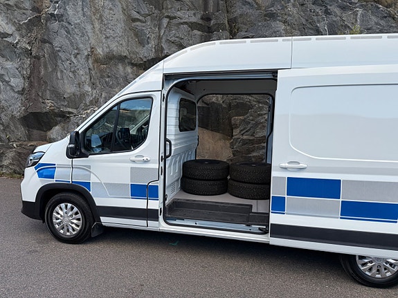 Maxus e-Deliver 9 11 of 28