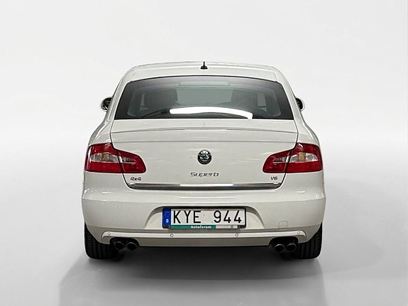 Skoda Superb 4 of 14