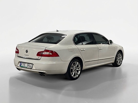 Skoda Superb 5 of 14