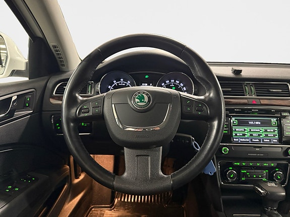 Skoda Superb 12 of 14