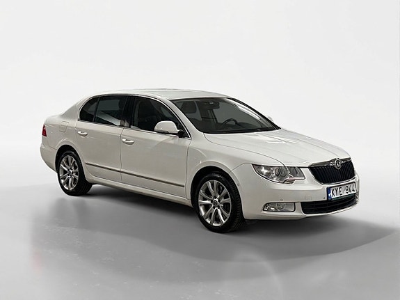 Skoda Superb 7 of 14