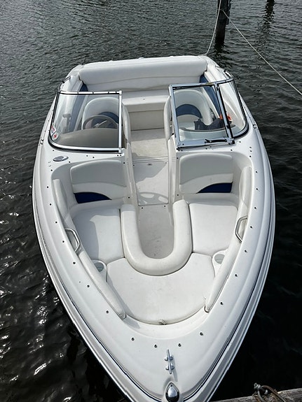 Larson 180 SEi 180 2 of 4