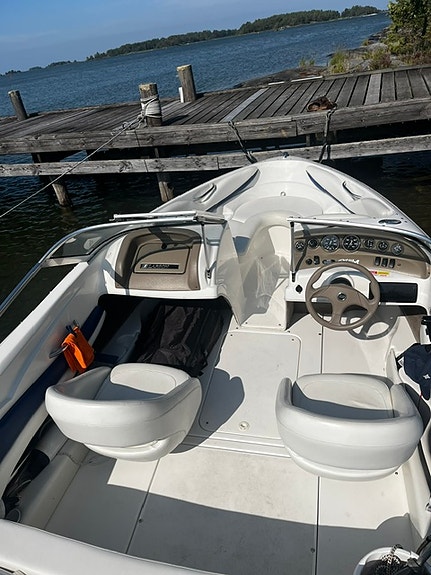 Larson 180 SEi 180 3 of 4
