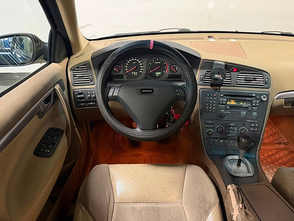 Volvo S60 14 of 18