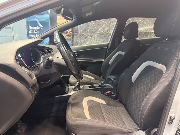 Kia Ceed 13 of 20