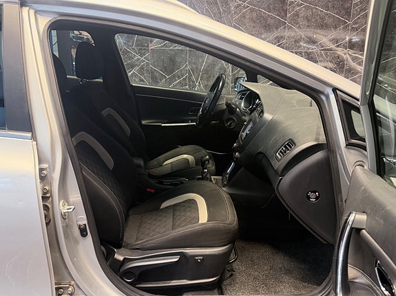 Kia Ceed 15 of 20