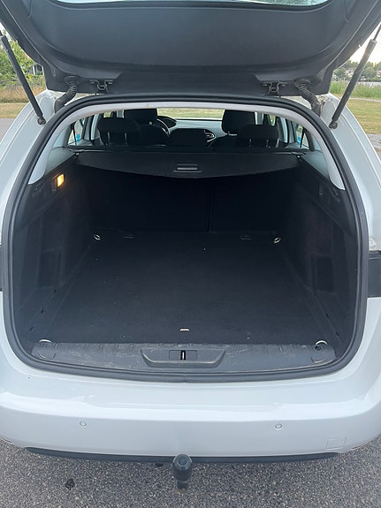 Peugeot 308 SW 5 of 19