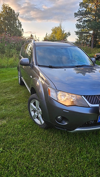 Mitsubishi Outlander 8 of 22