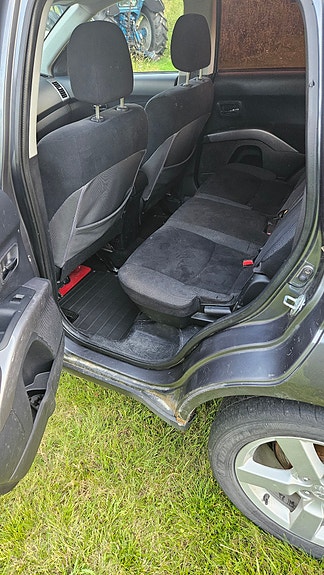 Mitsubishi Outlander 13 of 22