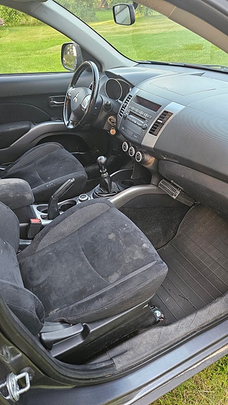 Mitsubishi Outlander 15 of 22