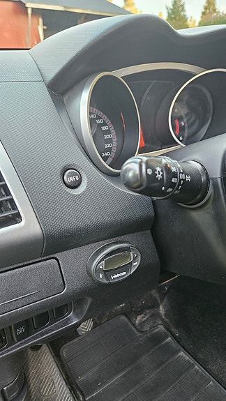 Mitsubishi Outlander 17 of 22
