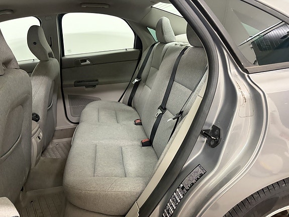Volvo S40 9 of 9