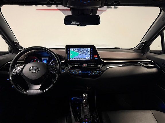 Toyota C-HR 24 of 24