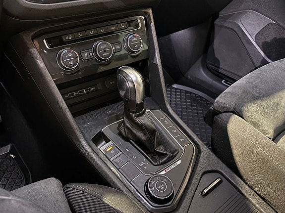 Volkswagen Tiguan 9 of 19