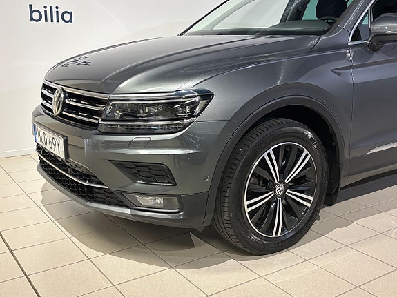 Volkswagen Tiguan 2 of 19