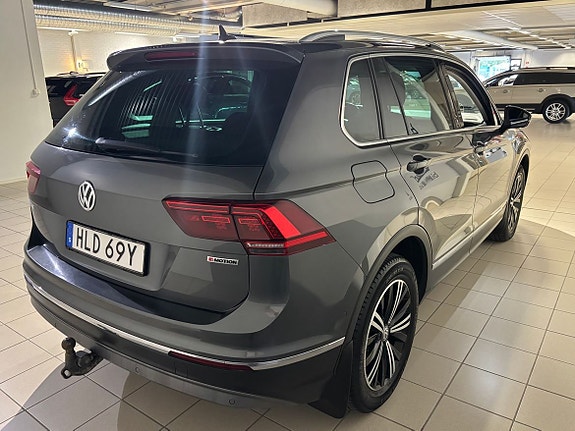 Volkswagen Tiguan 18 of 19