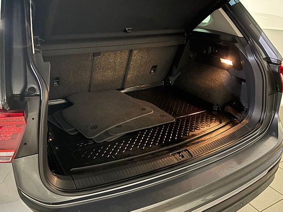 Volkswagen Tiguan 15 of 19