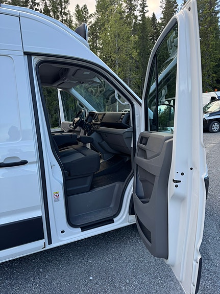 Volkswagen Crafter 35 4 of 16